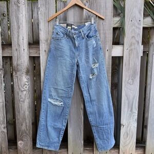 Levi’s Baggy Dad Jeans
